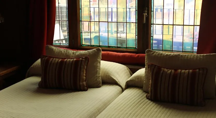 Casa Con Estilo Balmes B&B Spain