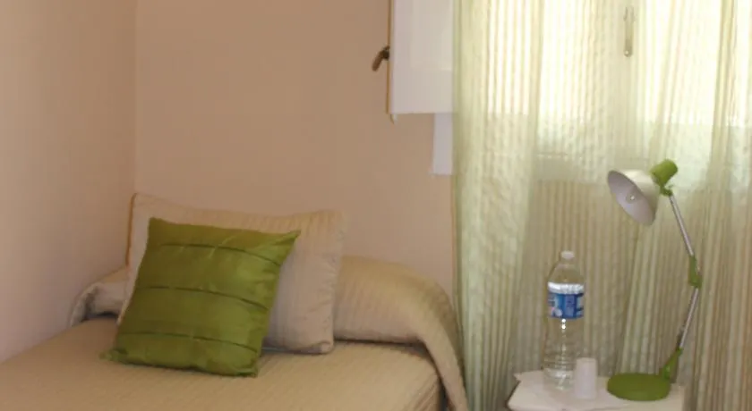 Casa Con Estilo Balmes B&B 巴塞罗那 2*,  西班牙