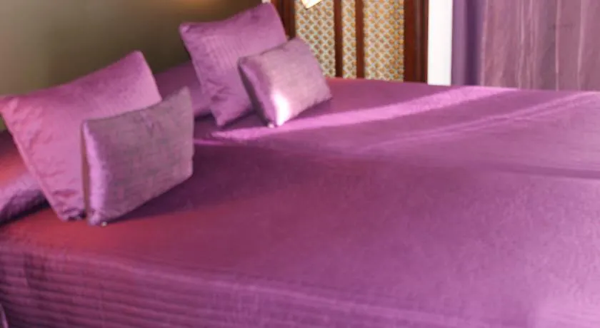 Casa Con Estilo Balmes B&B Barcelona 2*,  Spanien